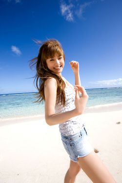 篠田麻里子